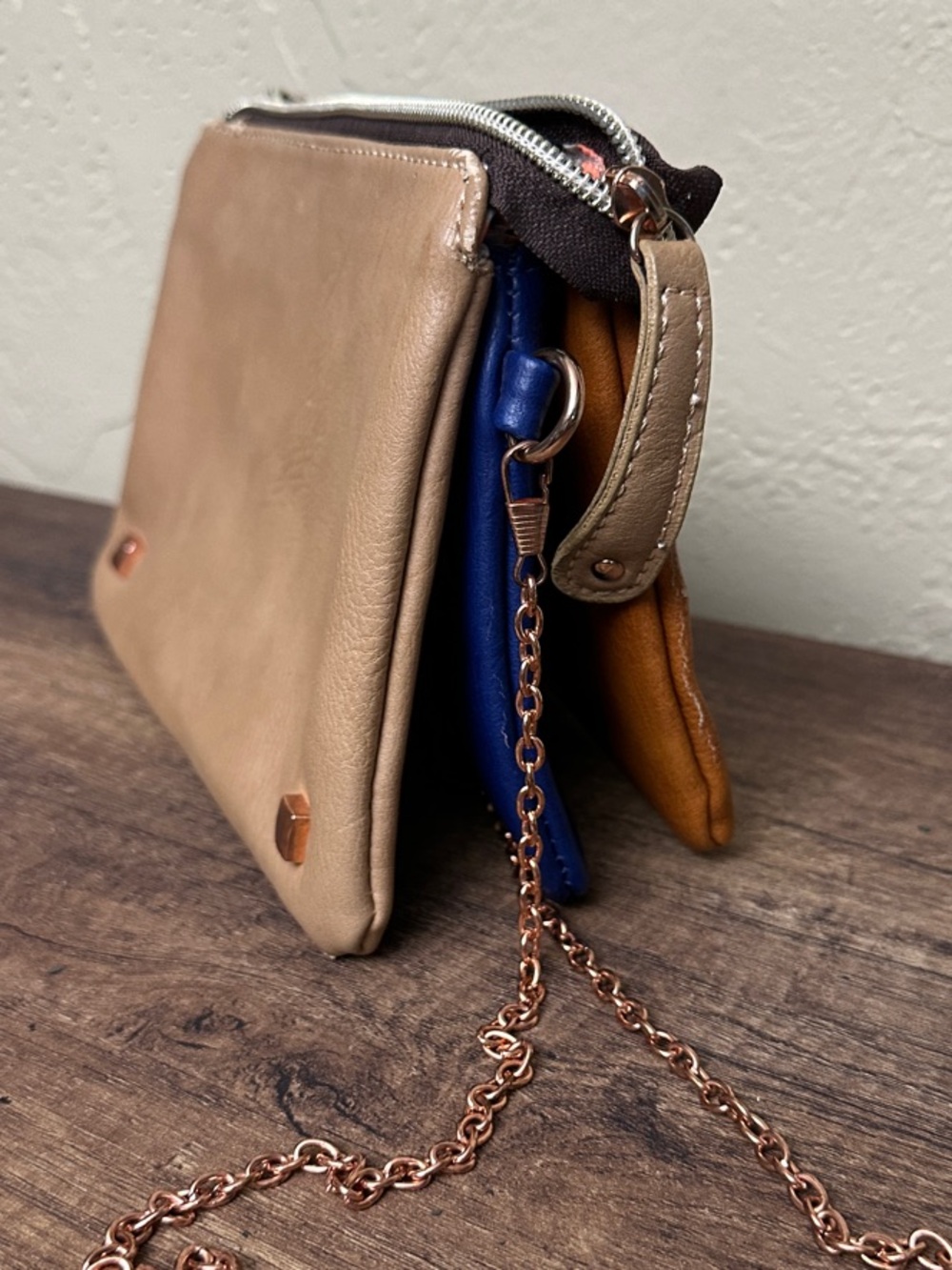 Beige Multi-Compartment Crossbody Bag with Rose Gold Chain